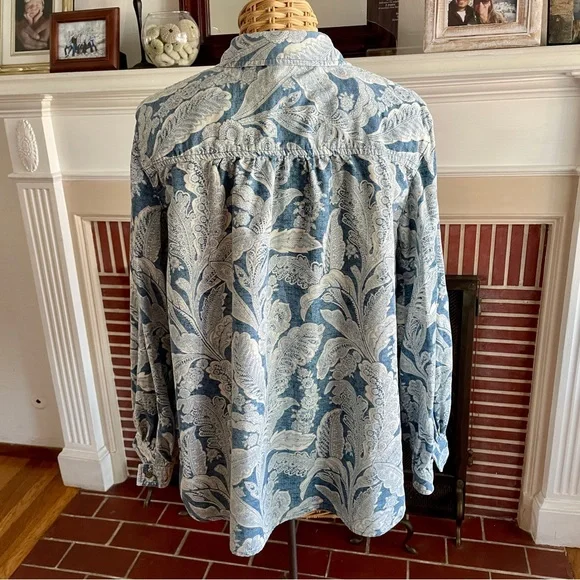 Anthropologie Pilcro Blue and White Button Down Shirt - Picture 4 of 11